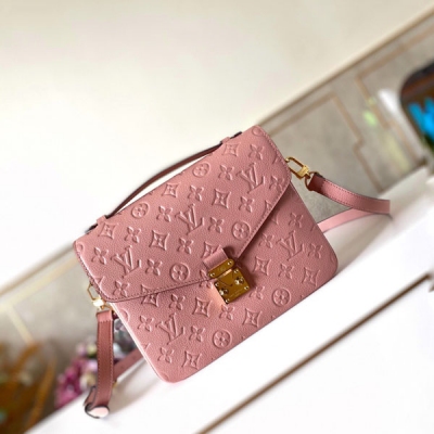 LV路易威登 Pochette Metis 全皮壓花郵差包 M41487粉