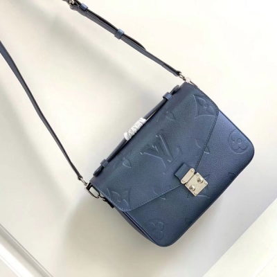 LV路易威登 M59211藍色 全皮郵差包 Pochette...