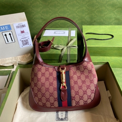 GUCCI古馳 Jackie 1961系列 小號肩背包 636706 酒紅/帆布