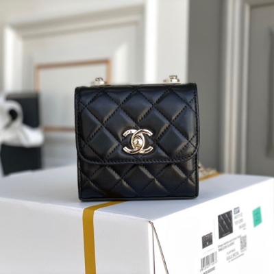 CHANEL香奈兒 Trendy cc mini 黑色女士小包 logo鋼片 A81633 可愛精緻