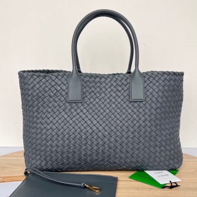 BOTTEGA VENETA Cabat 藍色原廠皮大號購物袋 608811