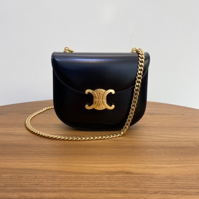 CELINE 2022新品 TEEN BESACE TRIOMPHE 黑色原廠皮凱旋門馬鞍包