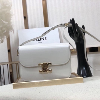 CELINE Triomphe Box系列 白色真皮凱旋門斜挎包