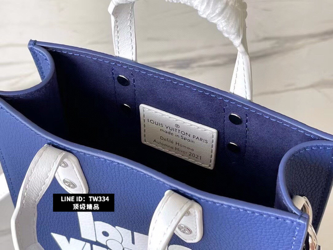 M80841 Louis Vuitton Everyday LV Sac Plat XS Bag